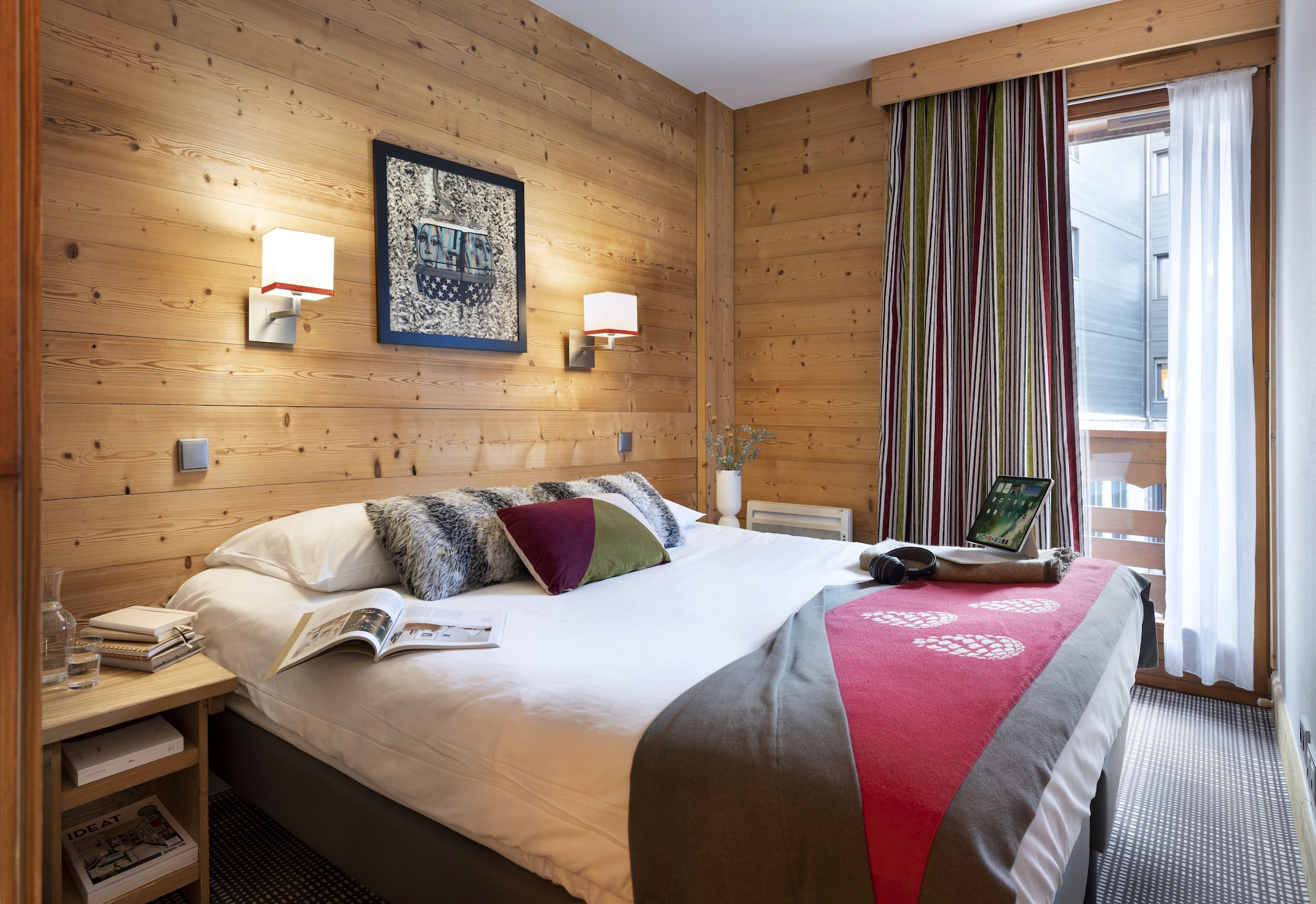 公寓6人-1卧室+1睡眠凹室