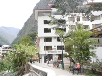 Hotel Wiracocha Inn Hotels in 