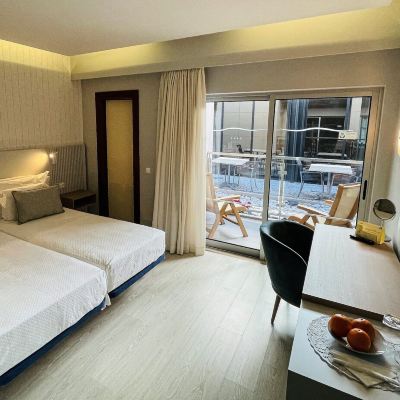 Twin Room(Ground Floor, Room View) Alisios Promo Code