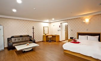 Geoje Ocean Hotel - Housity