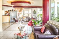 Alexandros Hotel