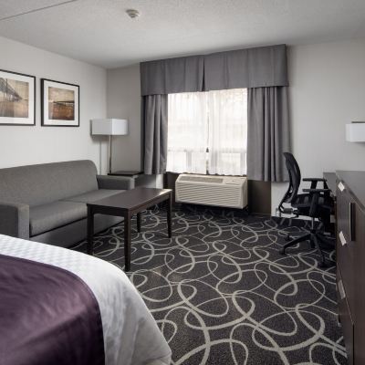 Deluxe Room Stonecroft Inn Promo Code