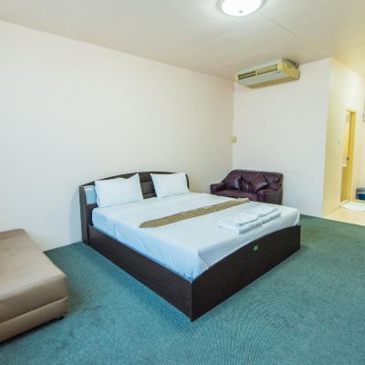 Superior Double Room King Royal 2 Promo Code