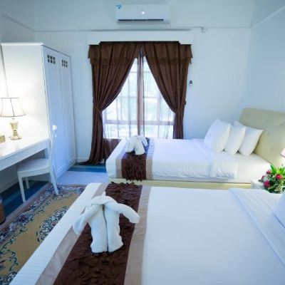 豪華三人房（帶兩張雙人床） 浮羅交怡阿瑟尼亞度假酒店優惠