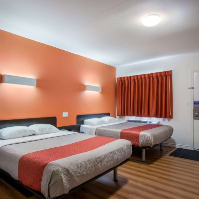 2 Queen Beds | Non-Smoking, Micfridge Motel 6 Sudbury, on Promo Code
