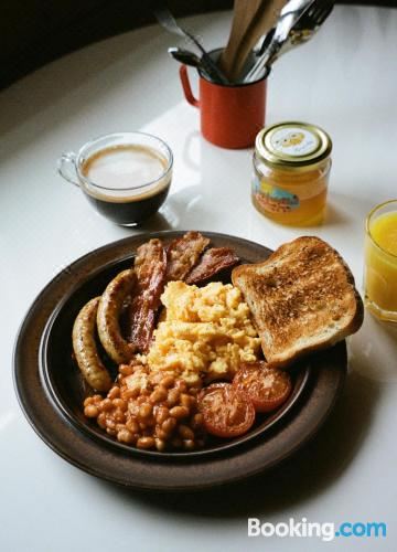 带木质桑拿的小木屋