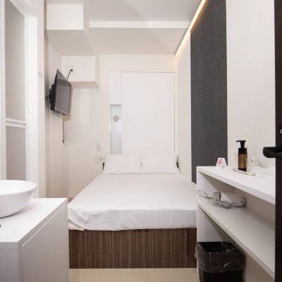 スタンダードルーム セミダブルベッド 禁煙 プチホテル 秋葉原トゥージュール クーポン