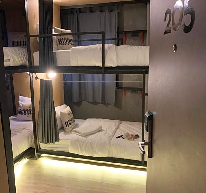 混合宿舍房床位，6床