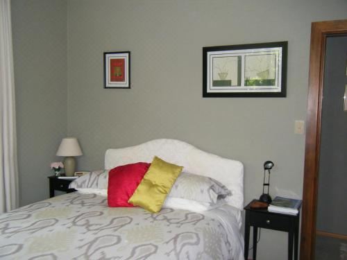 双人房（带独立浴室）