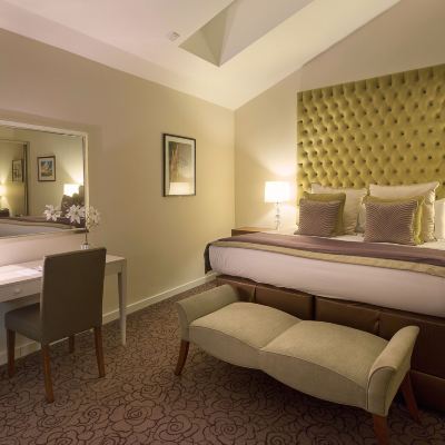 Suite Sandford Springs Hotel Promo Code