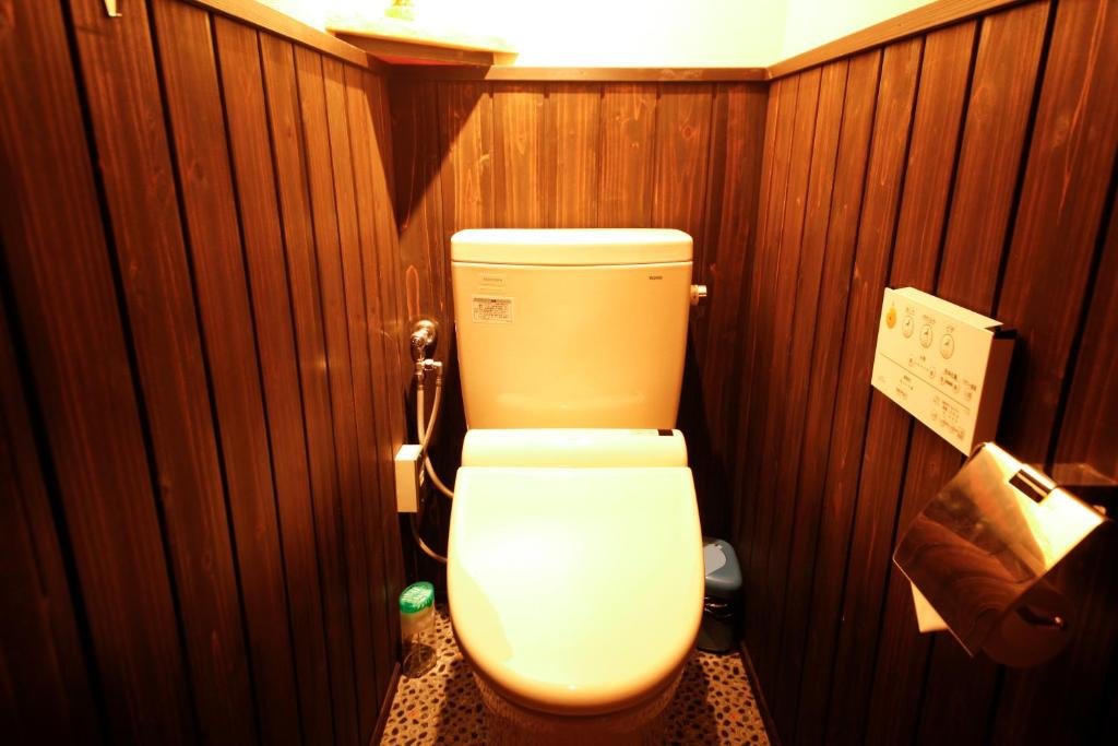 日式房10帖（带厕所和淋浴）