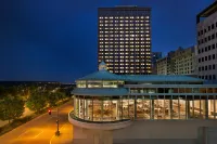 InterContinental Hotels SAINT PAUL RIVERFRONT by IHG Hotels in 