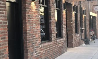 Duets Bed & Breakfast - Housity