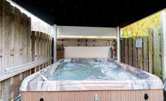 Luxury Apartment in Schin op Geul - Housity