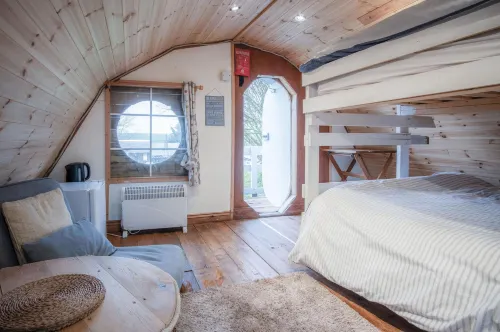 The Pod - 1 Bedroom - Freshwest Beach Retreat Hotels in Stackpole