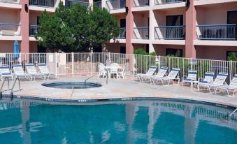 Canyon Plaza Premier Studios and Apts - Housity