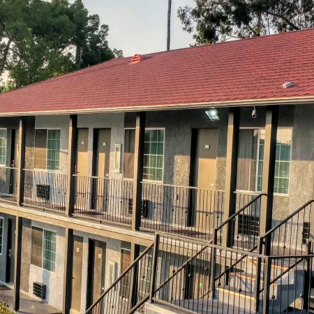 Jewel City Inn