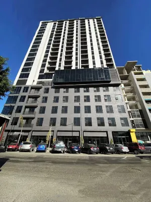Downtown Designer Apartments by Uliv
