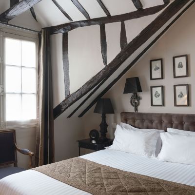 Deluxe Room (Top Floor) Hotel Saint-Louis Marais Promo Code