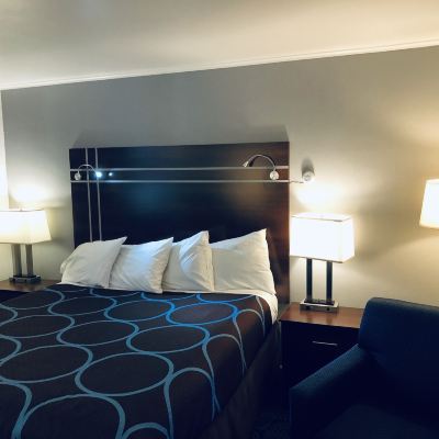 Standard King Room Berkshire Inn Promo Code