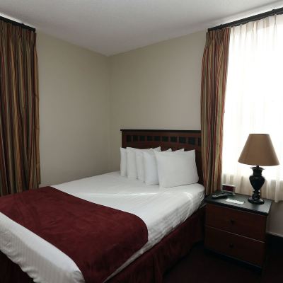 Standard Suite, 1 Queen Bed, Kitchen Arrow Hotel Promo Code