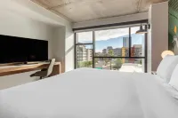 Cambria Downtown Phoenix Convention & Airport Hotel Hotels in 