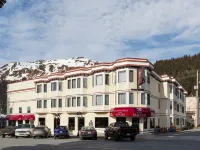 Hotel Seward فنادق في سيوارد