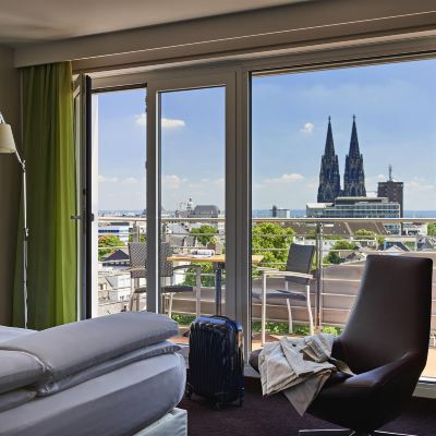 Domblick Deluxe King Room Pullman Cologne Promo Code