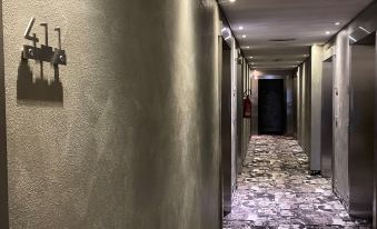 CAVALLO Hotel Noventa di Piave - Housity