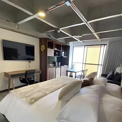 Epic Suite 407 Deluxe Airport Hotel a 