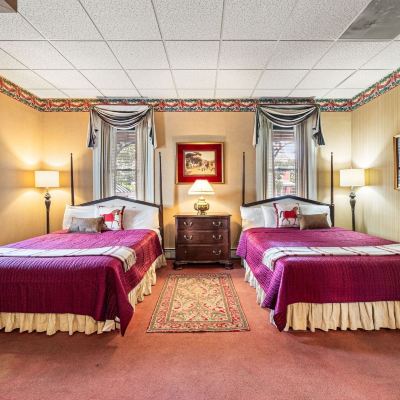 Superior Room with 2 Queen Beds Waynebrook Inn Promo Code
