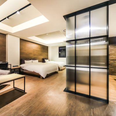 VIP (Relax In A Spacious And Comfortable VIP Room With Free Ott View) Busan Songjung Yeowoobi 쿠폰