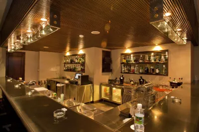 Lakeshore Grand Hotel Hotels in 