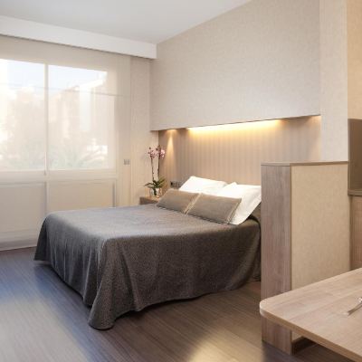 Standard Room with Street View Aparthotel Silver Promo Code