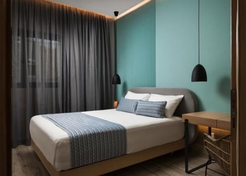 Central One-Bedroom Apartment