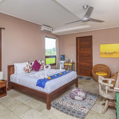 Deluxe Queen Suite Solo Villas & Retreat Promo Code
