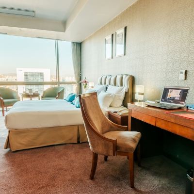 Executive King Room