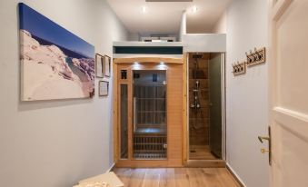Blue Ark Lavish Sauna Suite