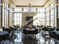 Best Western Plus Perth Parkside Inn  Spa Hotels in Lanark County