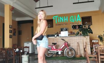 Tinh Gia Homestay - de Trip Travel