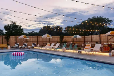 Wayfinder Newport Hotels in 
