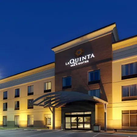 La Quinta Inn & Suites by Wyndham Bel Air/I-95 Exit 77A