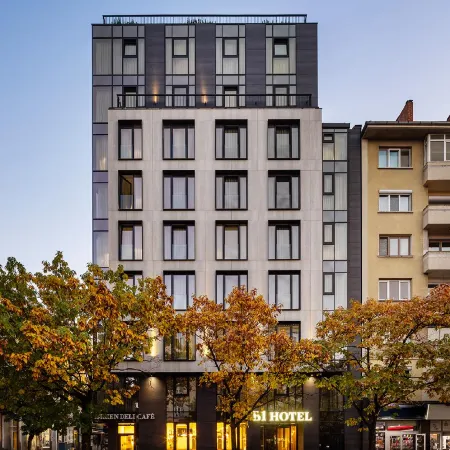 B1 Downtown Hotel