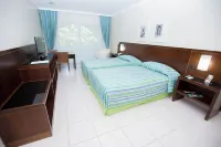 Bahia Plaza Hotel Hotels in 