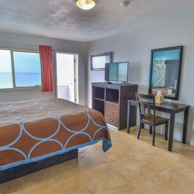 King Room with Balcony or Patio - Ocean Front Driftwood Beach Motel Promo Code