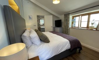 Moorview House - Housity