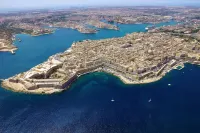 Seashells 2 Bedroom Apartment by Getaways Malta