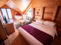 Natyral Razma Resort Hotels in 