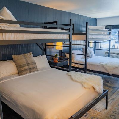 Catwalk: 2 Queen With Twin Bunks Gravity Haus Winter Park Promo Code