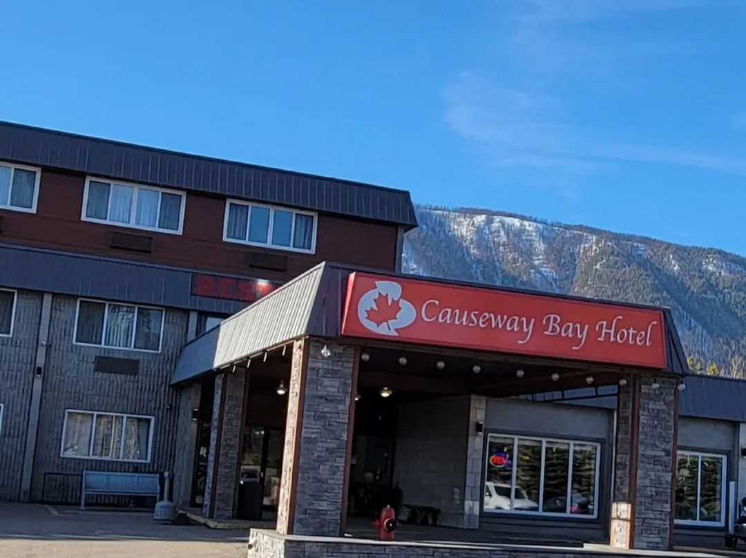 Causeway Bay Hotel - Sparwood